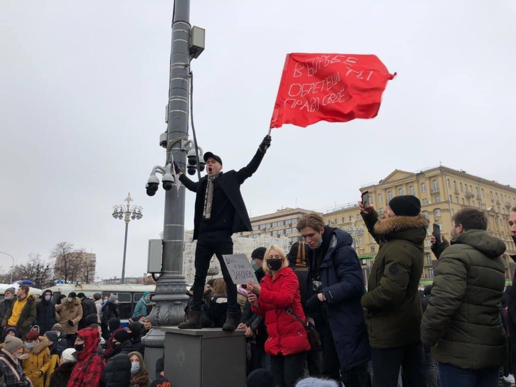 Russia Protest: Anti-Corruption, Pro-Navalny, and Violent